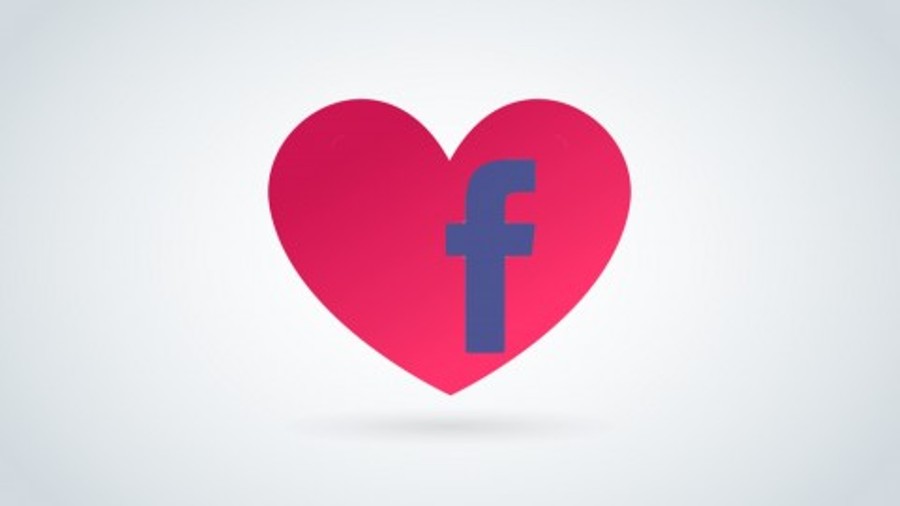 Tips for selling with facebook ads for Valentine's Day